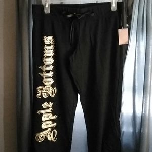 ❤️🎊NWT Apple bottom Capri lounge pants🎊